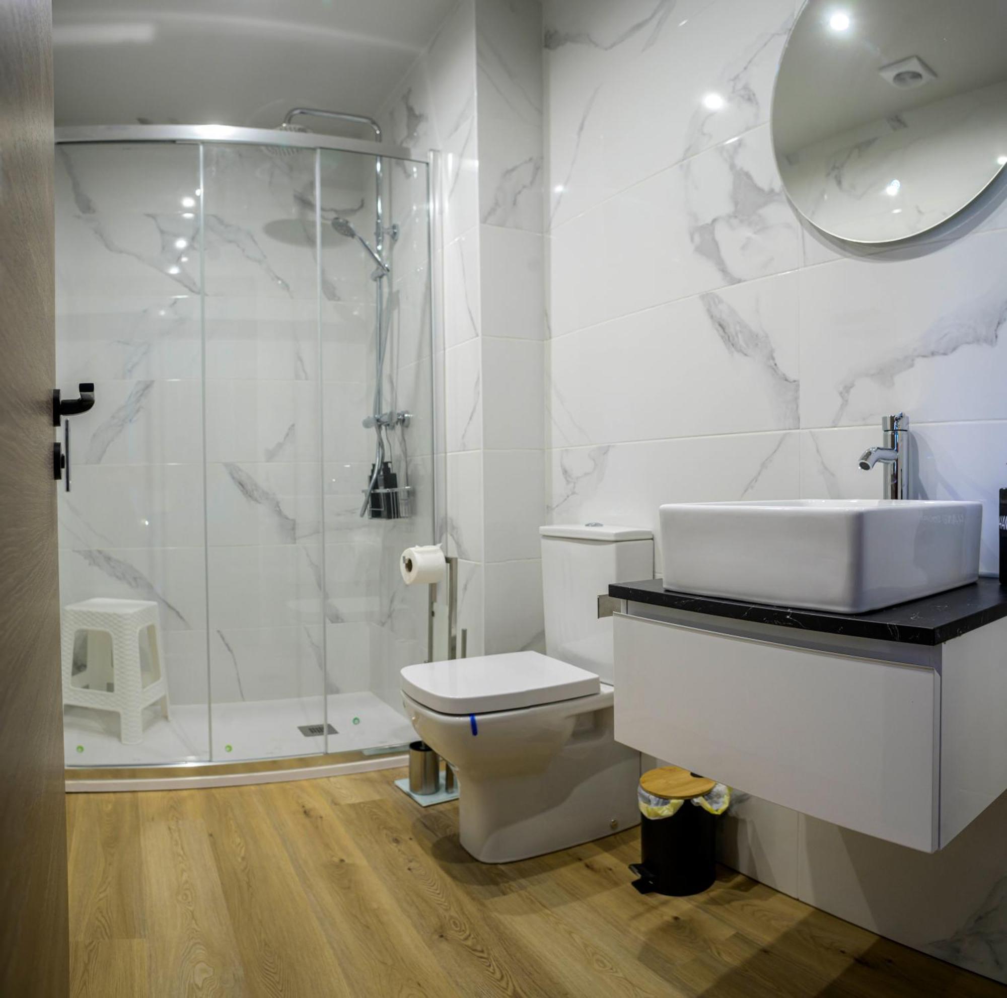 Apartamentos El Puente Covarrubias Exteriör bild